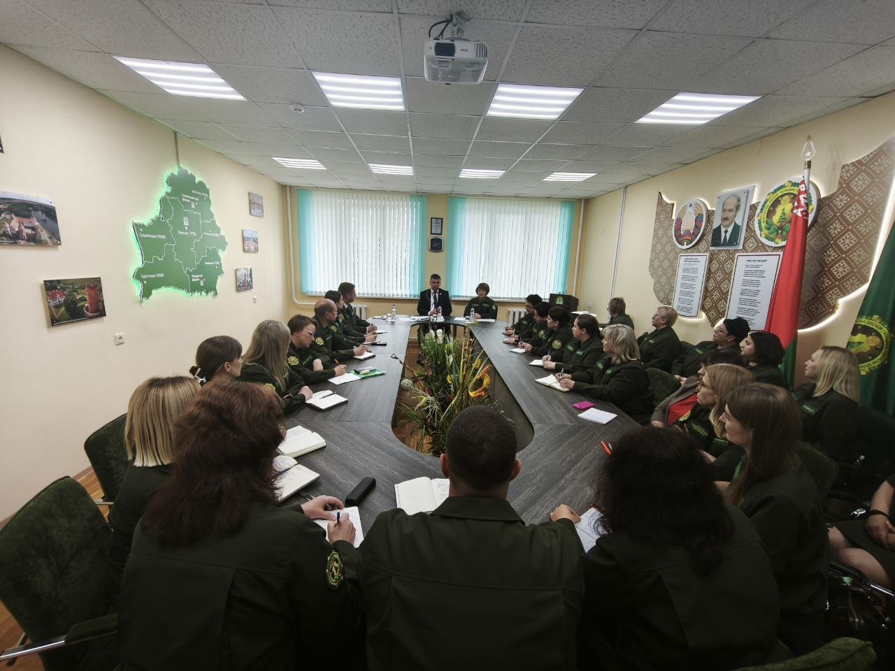 Александр Кулик встретился с идеологическим корпусом отрасли